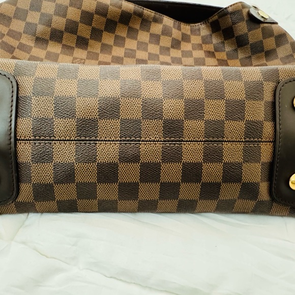 Authentic Louis Vuitton Duomo Hobo Used comes with box and dust bag - Picture 11 of 14